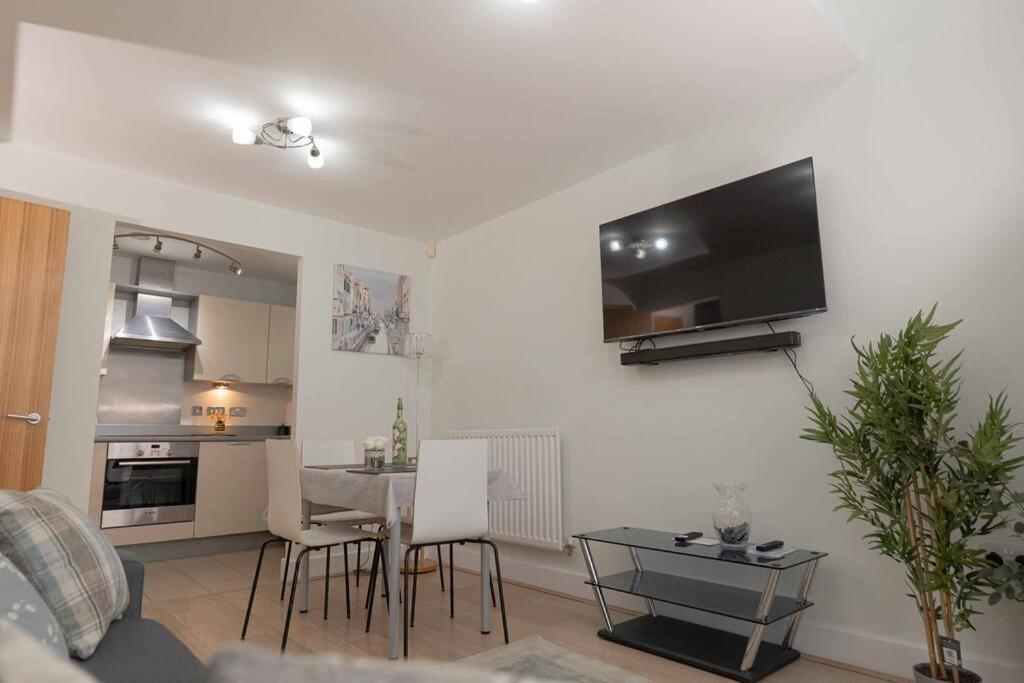 Beautiful 2 Bed In Central Birmingham: A Hidden Gem! Zewnętrze zdjęcie