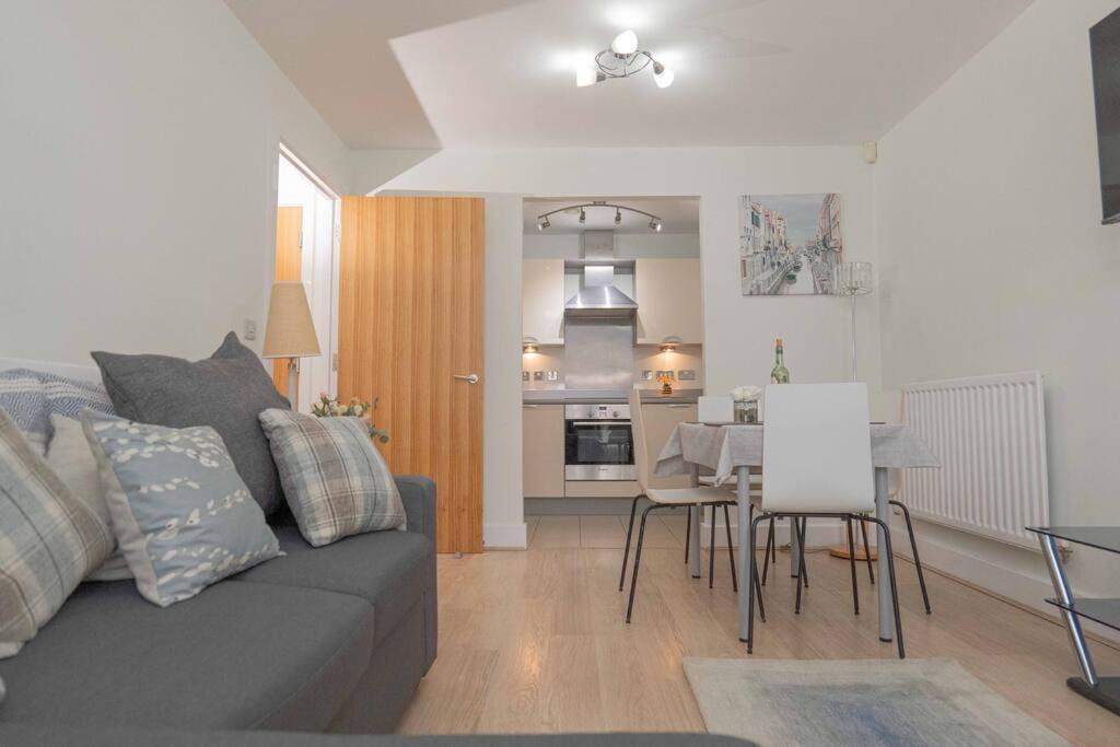 Beautiful 2 Bed In Central Birmingham: A Hidden Gem! Zewnętrze zdjęcie